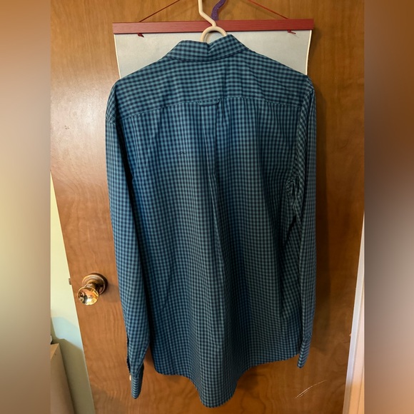 Izod Blue checkered button-down shirt. Barely used (if ever); great condition. - Picture 2 of 4